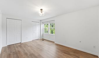 5603 INDEPENDENCE Cir, Alexandria, VA 22312