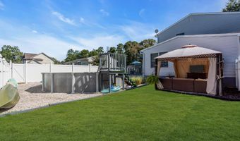 220 Edward Ave, Bayville, NJ 08721