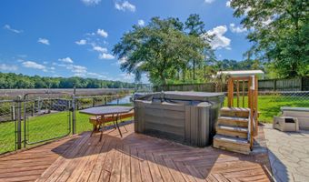 8597 Doar Rd, Awendaw, SC 29429