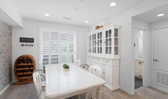 2511 State St, Carlsbad, CA 92008