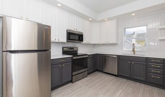 8 James St, Danbury, CT 06810