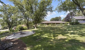 110 Cheri Ln, Antioch, IL 60002