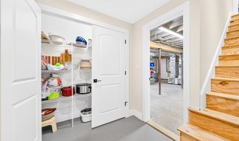 2 Sequoia St, Billerica, MA 01821