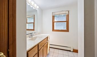 479 Blacks Rd, Cheshire, CT 06410