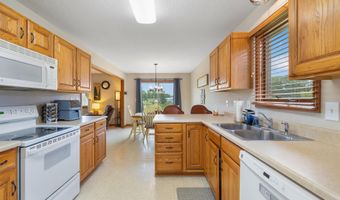 5371 Bear Creek Pass Pass, Auburn, IN 46706