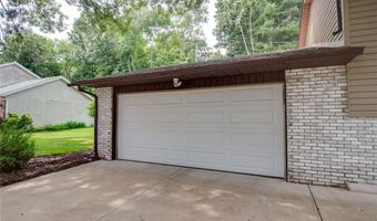 5204 Pin Oak Dr, Alton, IL 62002
