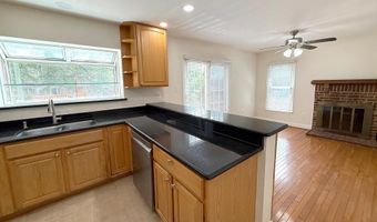 2438 S WALTER REED Dr S E, Arlington, VA 22206