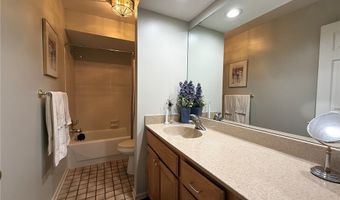 438-73 Cedar Rdg, Aurora, OH 44202