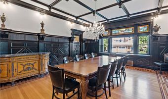 32 Lorraine St, Barrington, RI 02806