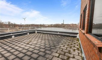 475 Kilvert St, Warwick, RI 02886