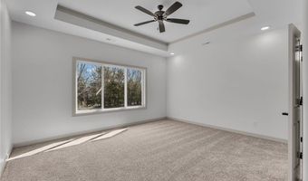 318 Rockers Dr, Baldwin City, KS 66006