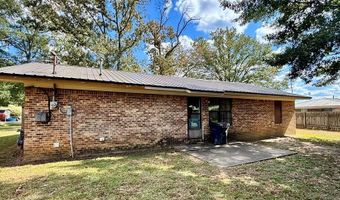 114 Williams St, Bruce, MS 38915