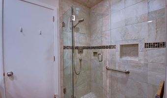 13 Woodlawn Cir, Hopkinton, RI 02832