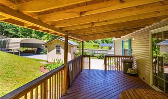 709 Waugh Branch Rd, Barboursville, WV 25504