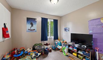 121 Chaparral Dr, Apple Valley, MN 55124
