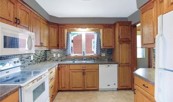 1821 4th Ave NE, Austin, MN 55912