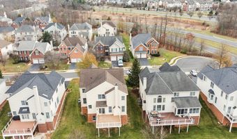 20385 MEDALIST Dr, Ashburn, VA 20147