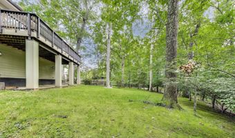8806 FOX HILLS Trl, Potomac, MD 20854