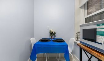 8 Garrison 212, Boston, MA 02116