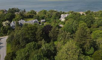 157 Scudder's Ln, Barnstable, MA 02630