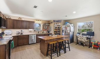 2119 County Road 2585, Alvord, TX 76225