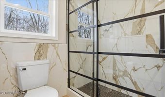 45 Tamarack Ter, Albrightsville, PA 18210