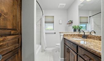 150 Ellis Spring Dr, Weatherford, TX 76085