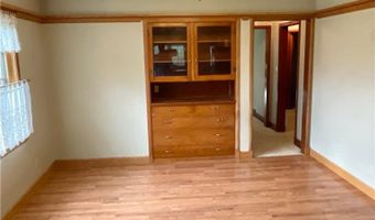 1506 4th St SE, Austin, MN 55912
