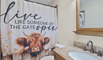 102 Hillcrest Rd, Aurora, IN 47001