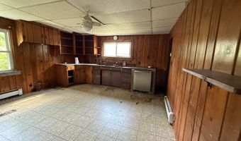 1433 Mill St, Algonac, MI 48001