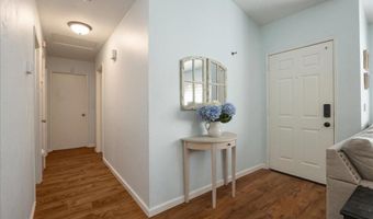 255 Oleander Dr, Oceanside, CA 92057