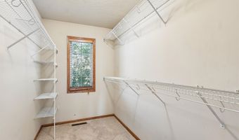 3105 NE Huntington Ln, Ankeny, IA 50021