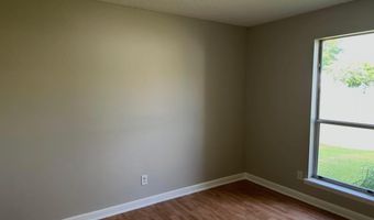 408 Dora St, Albertville, AL 35950