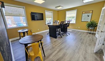 4295 W Tilghman St, Allentown, PA 18104