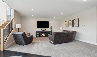 3047 SE Deer Run, Dyersville, IA 52040