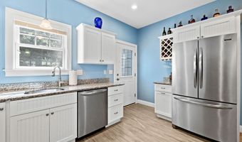 1 Ranger Ln, Arundel, ME 04046