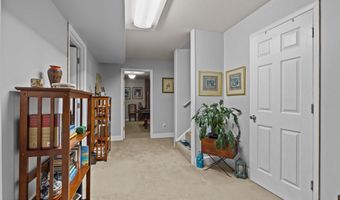 201 Hoop Pole Creek Dr, Atlantic Beach, NC 28512