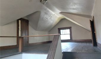 949 W Exchange St, Akron, OH 44302