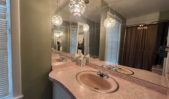 86 Elm St, Berlin, NH 03570