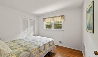 5 Daisy Ct, Airmont, NY 10901