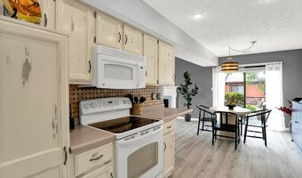 9394 Golden Leaf Way, Indianapolis, IN 46260