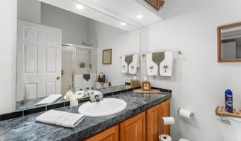15947 Butterfield Ln, Anderson, CA 96007