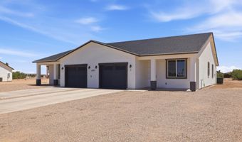 14055 S BERWICK Rd, Arizona City, AZ 85123