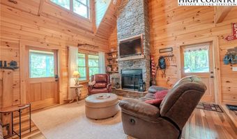 80 Dana Dr, Bakersville, NC 28705