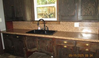 904 Birch St, Atlantic, IA 50022