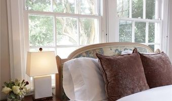 430 LEBEAU St, Arabi, LA 70032