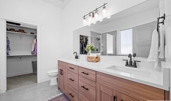 693 Sanford St, Idaho Falls, ID 83402