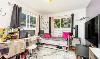 3371 Oahu Ave, Honolulu, HI 96822