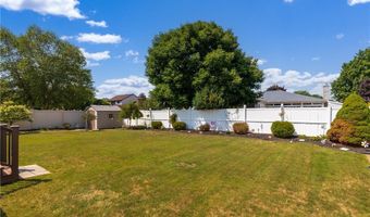 53 Brookpark Dr, Amherst, NY 14228