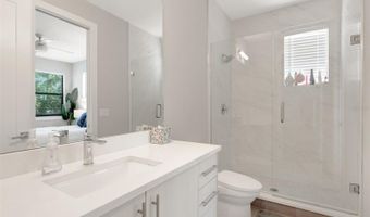 2512 N WESTMORELAND Dr, Orlando, FL 32804